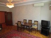 Satılır 3 otaqlı 88 m2 yeni tikili İnşaatçılar m.