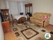 İcarəyə verilir 2 otaqlı 75 m2 köhnə tikili İnşaatçılar m.