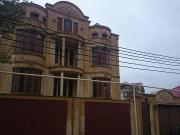 Satılır 7 otaqlı 700 m2 həyət evi Bakıxanov