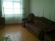 İcarəyə verilir 2 otaqlı 60 m2 köhnə tikili 8 km