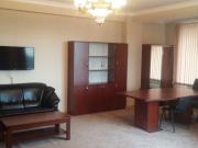 İcarəyə verilir 3 otaqlı 200 m2 obyekt İçəri Şəhər m.