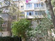 İcarəyə verilir 1 otaqlı 30 m2 köhnə tikili Gənclik m.