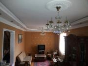 Satılır 6 otaqlı 240 m2 bağ evi Qaraçuxur