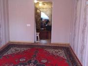 Satılır 3 otaqlı 95 m2 köhnə tikili Elmlər Akademiyası m.
