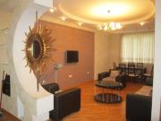 İcarəyə verilir 3 otaqlı 90 m2 yeni tikili 7 mkr