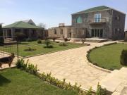 Satılır 5 otaqlı 270 m2 həyət evi Albalı
