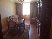 Satılır 2 otaqlı 90 m2 yeni tikili İnşaatçılar m.