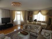 İcarəyə verilir 3 otaqlı 140 m2 yeni tikili İnşaatçılar m.