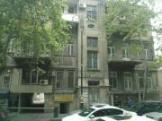 İcarəyə verilir 7 otaqlı 250 m2 köhnə tikili 28 May m.