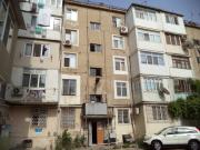 Satılır 1 otaqlı 35 m2 köhnə tikili Elmlər Akademiyası m.
