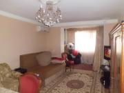 Satılır 2 otaqlı 45 m2 köhnə tikili Elmlər Akademiyası m.