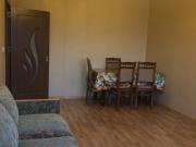 İcarəyə verilir 2 otaqlı 65 m2 köhnə tikili İnşaatçılar m.