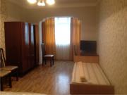 Satılır 1 otaqlı 45 m2 köhnə tikili Yasamal r.