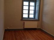 İcarəyə verilir 3 otaqlı 130 m2 obyekt Səbail r.