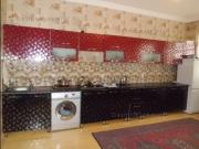 İcarəyə verilir 3 otaqlı 100 m2 köhnə tikili 1 mkr