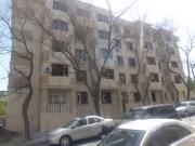 Satılır 3 otaqlı 60 m2 köhnə tikili Elmlər Akademiyası m.