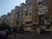 Satılır 3 otaqlı 55 m2 köhnə tikili Yasamal r.