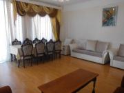 İcarəyə verilir 2 otaqlı 104 m2 yeni tikili İnşaatçılar m.