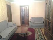 Satılır 3 otaqlı 85 m2 köhnə tikili Elmlər Akademiyası m.