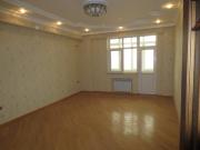 Satılır 2 otaqlı 101 m2 yeni tikili İnşaatçılar m.