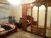 Satılır 5 otaqlı 150 m2 köhnə tikili İnşaatçılar m.