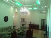 İcarəyə verilir 4 otaqlı 135 m2 yeni tikili İçəri Şəhər m.