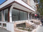 İcarəyə verilir 2 otaqlı 380 m2 obyekt Memar Əcəmi m.