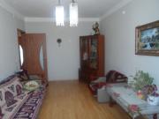 İcarəyə verilir 2 otaqlı 60 m2 köhnə tikili 9 mkr