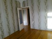 Satılır 3 otaqlı 75 m2 köhnə tikili İnşaatçılar m.