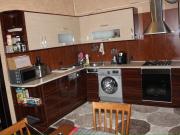 İcarəyə verilir 4 otaqlı 300 m2 köhnə tikili Sahil m.