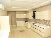 Satılır 5 otaqlı 248 m2 yeni tikili Şah İsmayıl Xətai m.