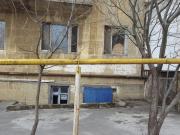 Satılır 3 otaqlı 80 m2 köhnə tikili İnşaatçılar m.