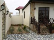 Satılır 3 otaqlı 400 m2 həyət evi Koroğlu m.