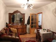 Satılır 1 otaqlı 30 m2 köhnə tikili İnşaatçılar m.