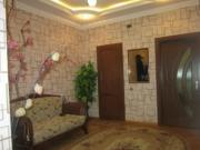 Satılır 3 otaqlı 100 m2 yeni tikili İnşaatçılar m.