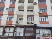 İcarəyə verilir 3 otaqlı 100 m2 obyekt 28 May m.