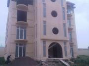 Satılır 10 otaqlı 750 m2 həyət evi Saray