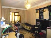 Satılır 3 otaqlı 80 m2 köhnə tikili İnşaatçılar m.