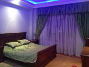 İcarəyə verilir 3 otaqlı 135 m2 yeni tikili 3 mkr