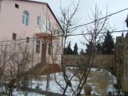 Satılır 4 otaqlı 230 m2 bağ evi Mərdəkan