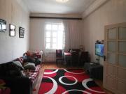 Satılır 2 otaqlı 60 m2 köhnə tikili Elmlər Akademiyası m.