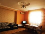 Satılır 2 otaqlı 72 m2 yeni tikili İnşaatçılar m.