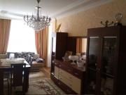 Satılır 3 otaqlı 107 m2 yeni tikili İnşaatçılar m.