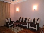 Satılır 2 otaqlı 60 m2 köhnə tikili Elmlər Akademiyası m.