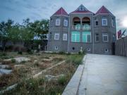 İcarəyə verilir 8 otaqlı 250 m2 bağ evi Koroğlu m.