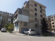 Satılır 3 otaqlı 60 m2 köhnə tikili Elmlər Akademiyası m.