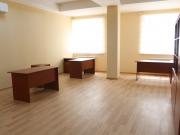 İcarəyə verilir 4 otaqlı 2800 m2 obyekt Nəriman Nərimanov m.