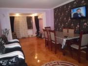 Satılır 3 otaqlı 655 m2 köhnə tikili Elmlər Akademiyası m.