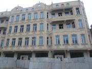 Satılır 10 otaqlı 7800 m2 obyekt Şah İsmayıl Xətai m.