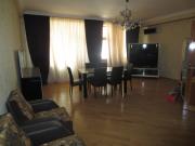 İcarəyə verilir 3 otaqlı 0 m2 yeni tikili İnşaatçılar m.